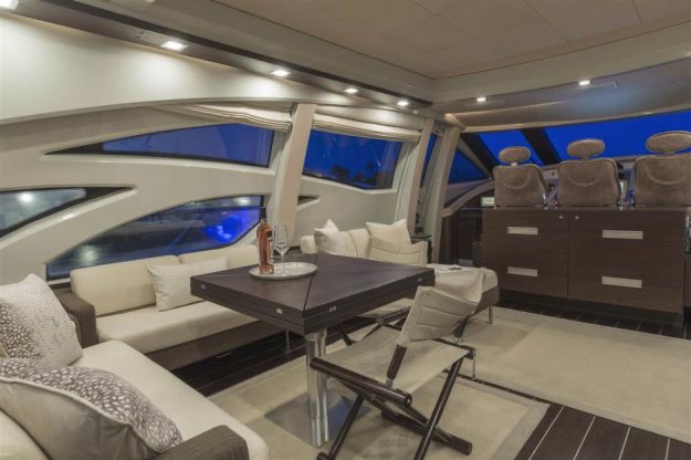 90ft Azimut 86S
